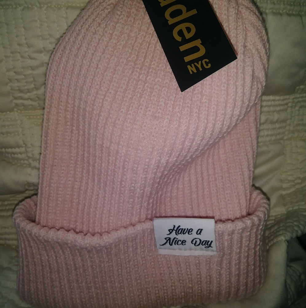 Madden NYC ladies pink stocking cap. NWT
